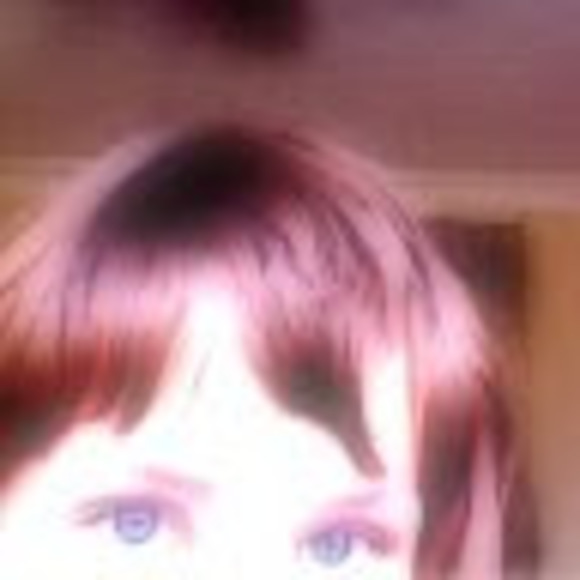 Meet your Posher, Amanda - Picture 1 of 1